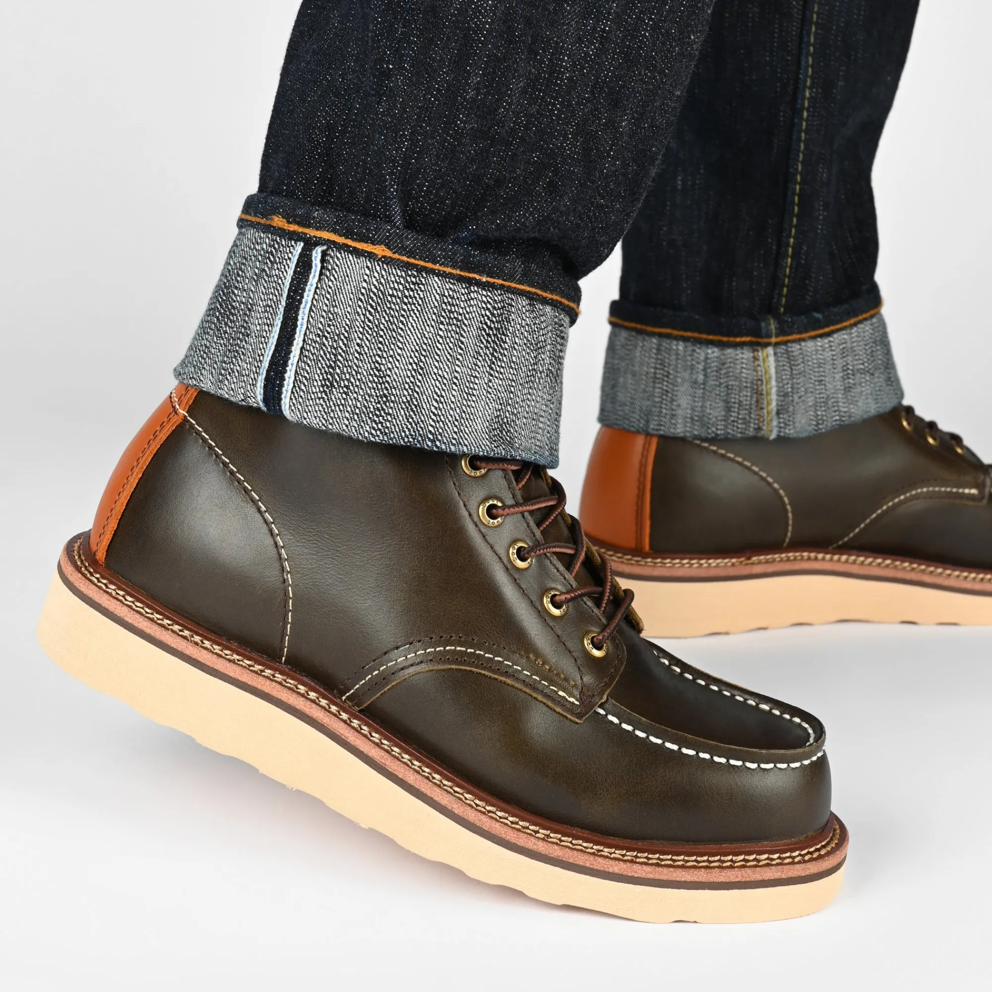 Online TAFT Model 002 Boot In Olive