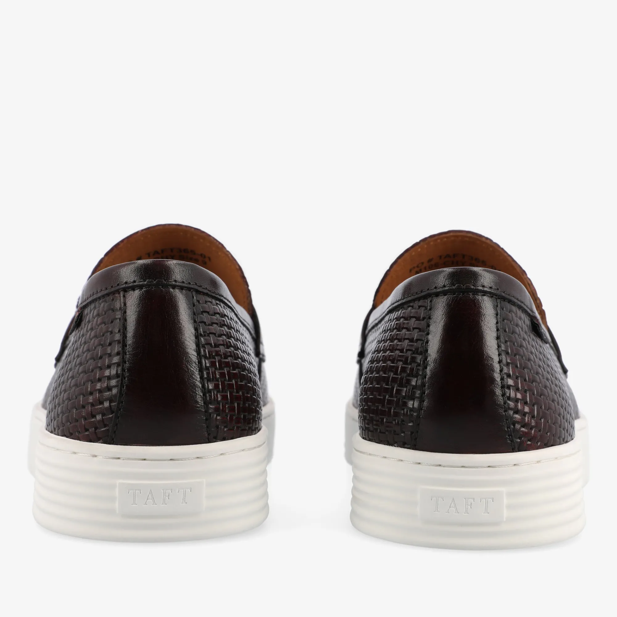 Shop TAFT Model 106 Loafer In Cherry